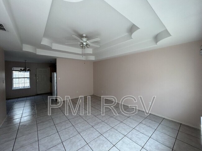 Foto del edificio - 1817 Tierra Dulce Dr