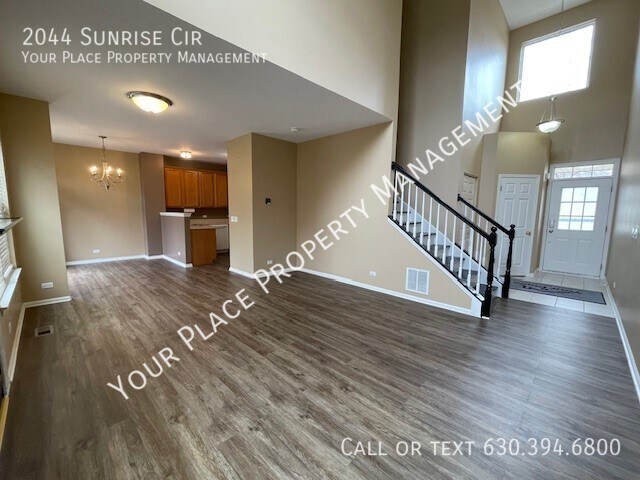 Building Photo - Beautifully updated 2BR, 2.5BA in The Whea...