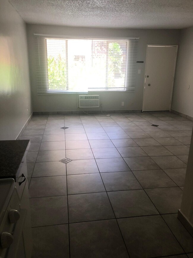 Building Photo - 8529 Willis Ave