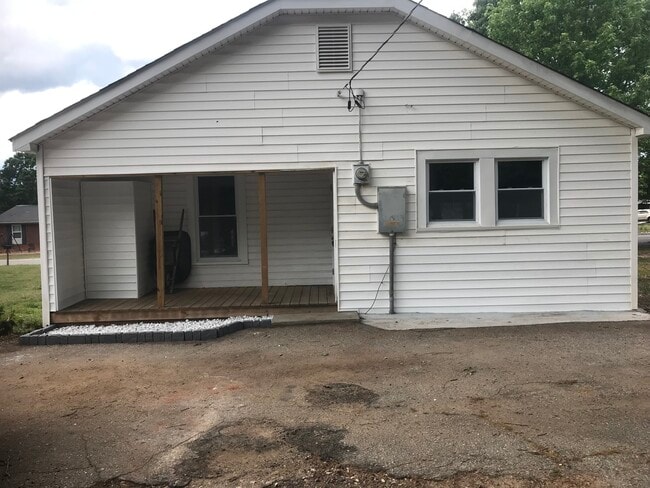 Building Photo - 506 Pickens St