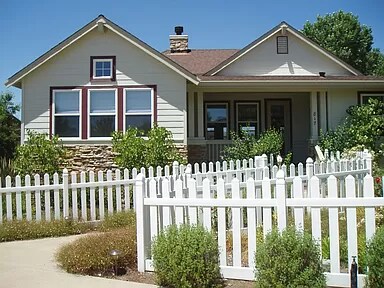 Building Photo - 817 Smith Flat Rd