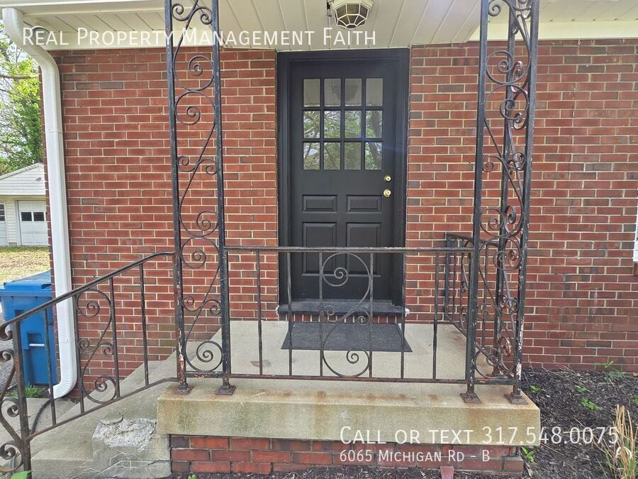 Photo - 6065 Michigan Rd-B