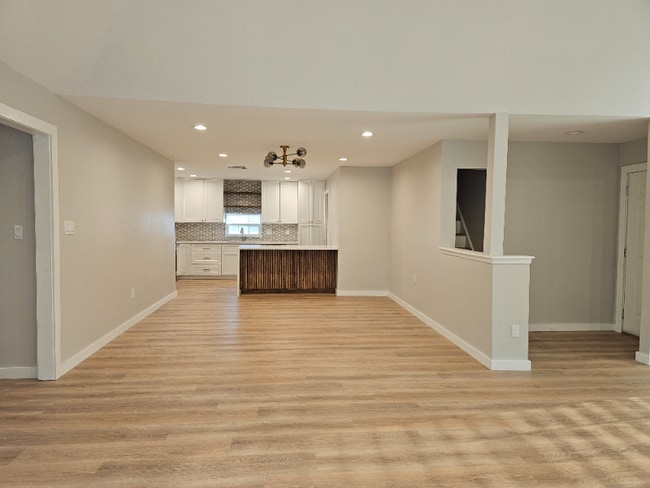 Building Photo - 4319 Baynard Dr