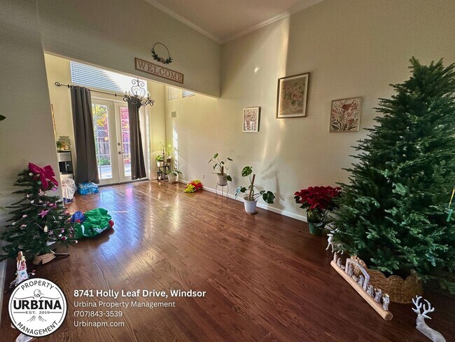 Foto del edificio - Bright and Updated 4-Bedroom Home in Windsor