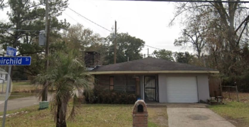 Primary Photo - 2358 Fairchild St