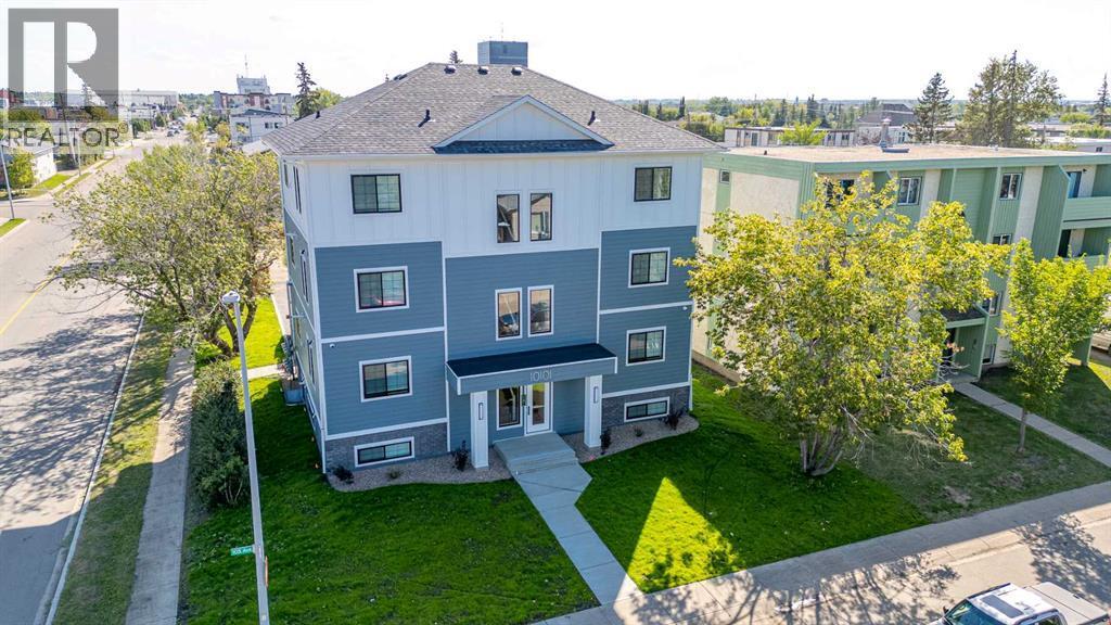 Primary Photo - 10101-10105 105 Ave