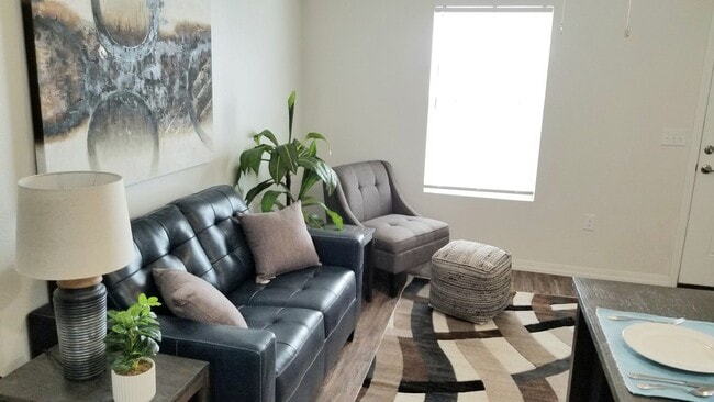 Building Photo - NEW LUXURY ONE BEDROOM APARTMENT FULLY FUR...
