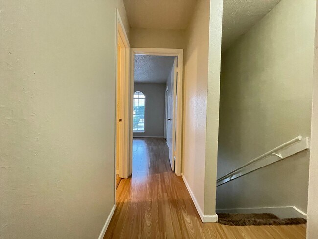 Foto del edificio - 2BD/1BA | Large Yard | Large Pets Welcome!