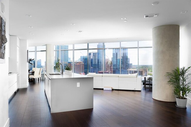 Foto del edificio - 501 West Ave