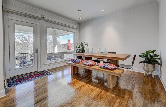 Foto del edificio - 4800 Mantle Dr