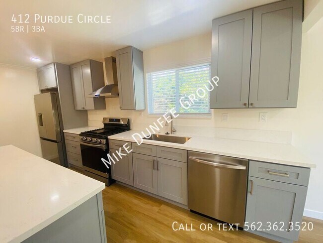 Building Photo - 412 Purdue Cir