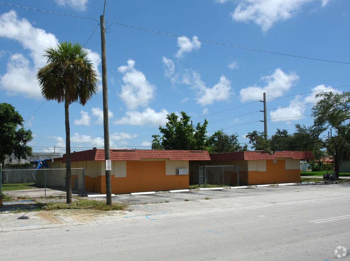 5601 Wiley St, Hollywood, FL 33023 Apartments in Hollywood, FL