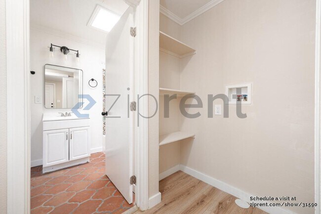 Foto del edificio - 127 W 15th St