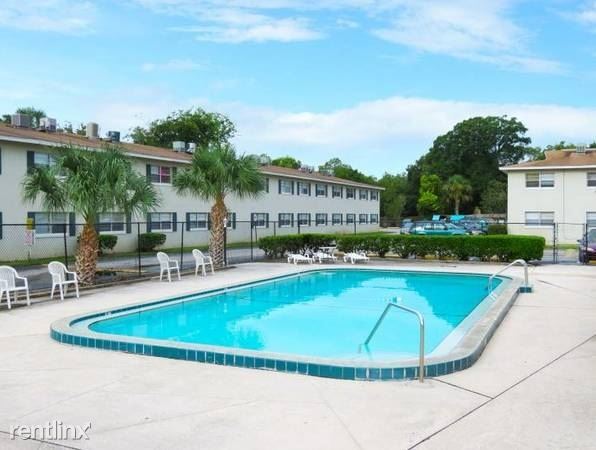 Building Photo - 460 Brentwood Dr