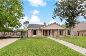 Building Photo - 2606 Ashmont Dr