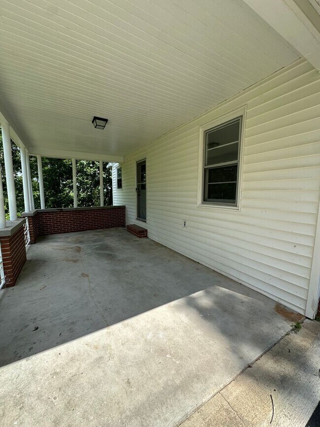 Foto del edificio - Rental In Anniston