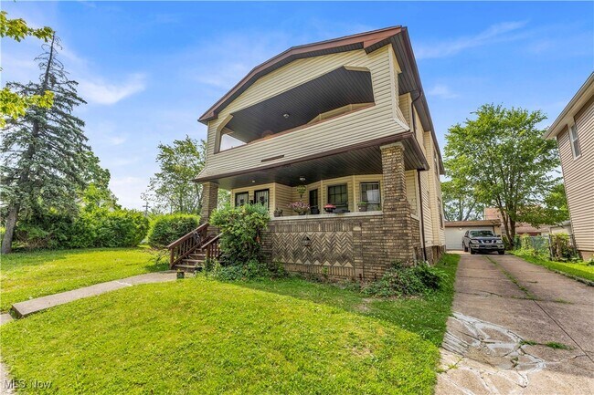 Foto del edificio - 14614 Glendale Ave