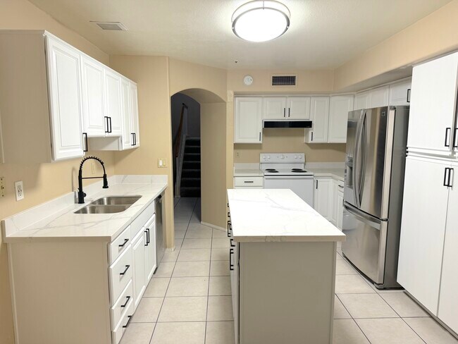 Foto del edificio - 12770 N 89th St