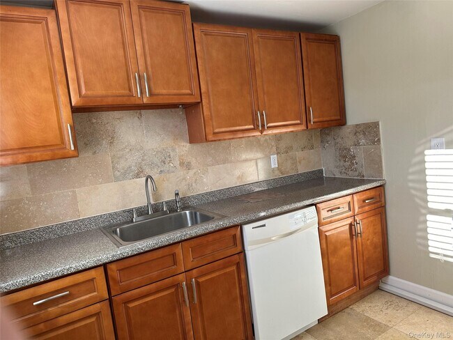 Foto del edificio - 753 S Walnut St