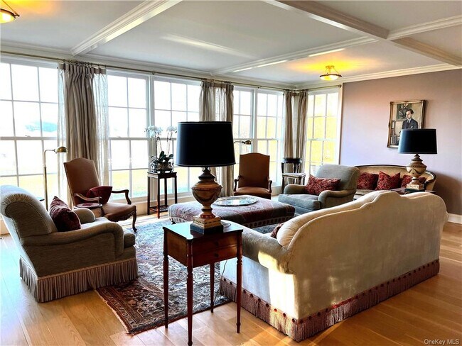 Foto del edificio - 420 Carpenter Hill Rd