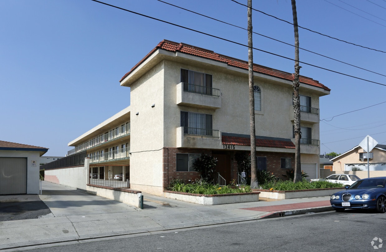 13415 Doty Ave Multifamily in Hawthorne, CA Westside Rentals