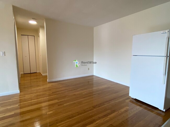 Photo - 222 Babcock St Apartment