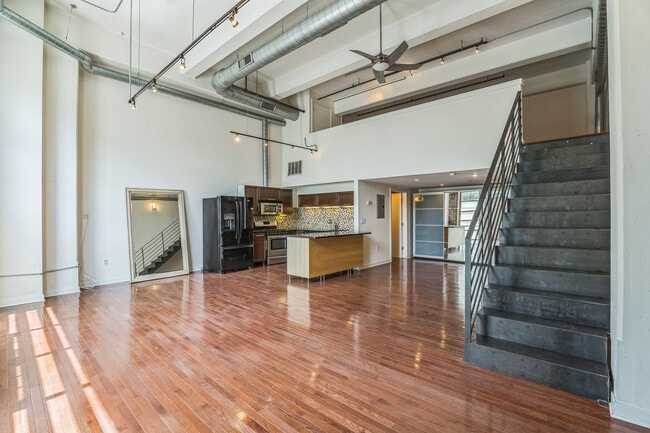 Building Photo - 1234 Hamilton St