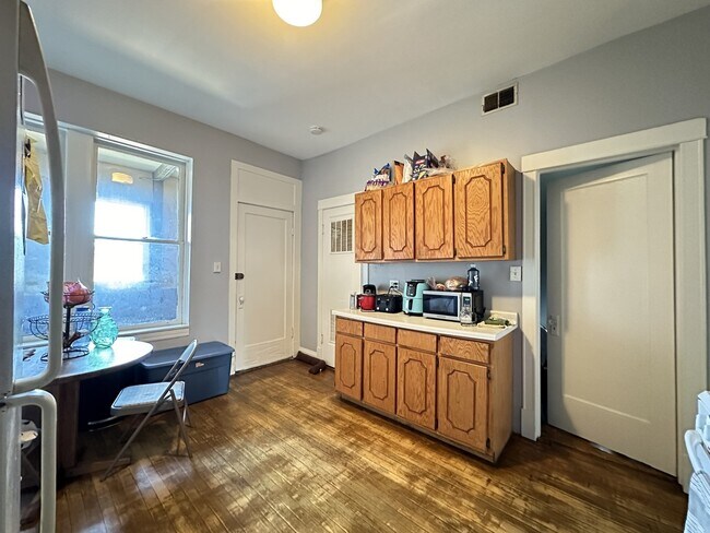 Foto del edificio - 2623 W Crystal St