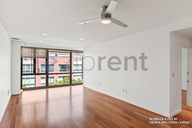 Foto del edificio - 255 Berry St