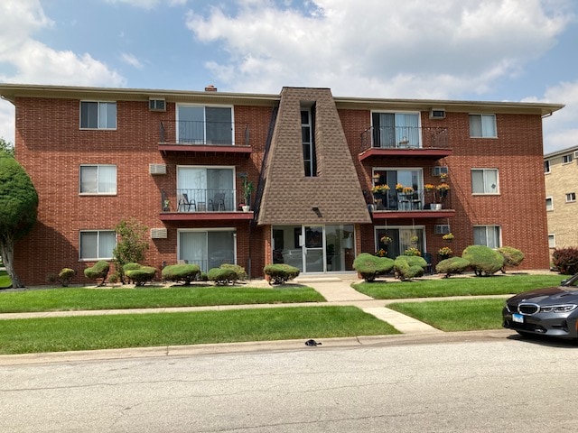 Primary Photo - 17630 Rosewood Dr