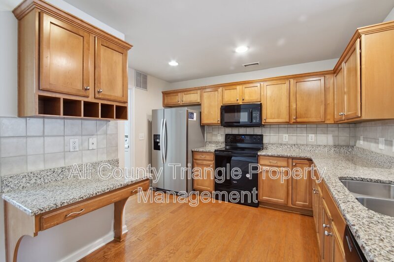 Foto principal - 1917 Grassy Banks Drive
