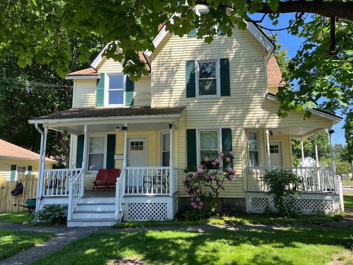Primary Photo - 87 Wetmore Ave