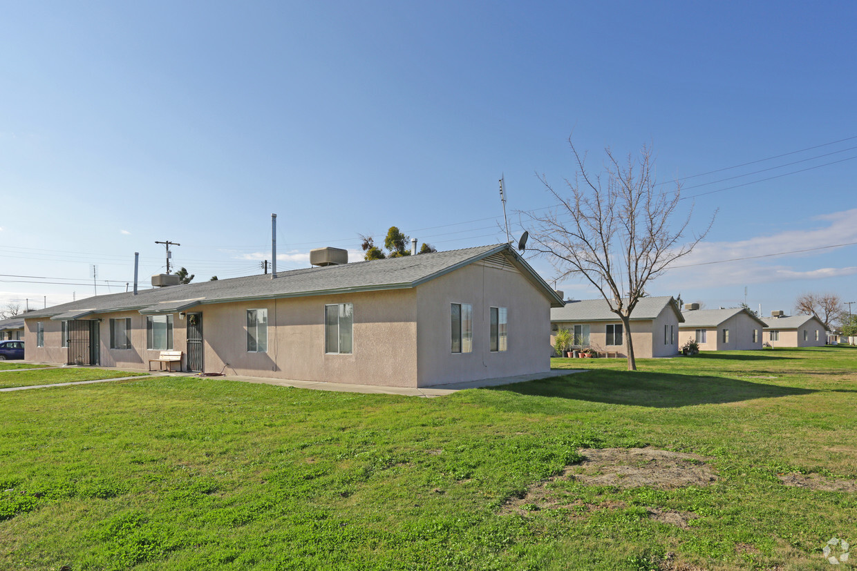 Primary Photo - Mendoza Terrace I & II