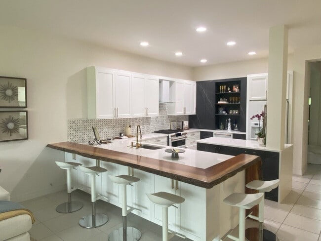 Foto del edificio - 4516 Aurora St