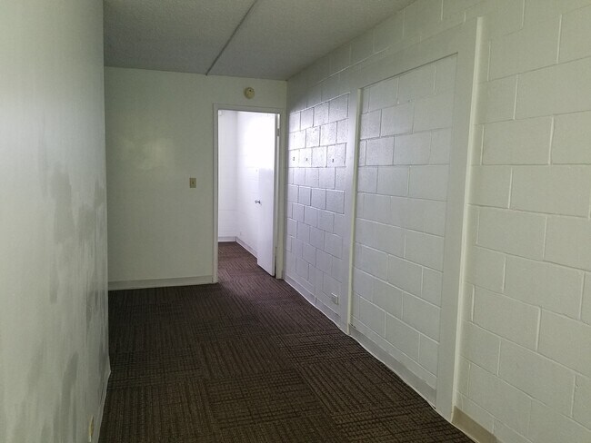 Building Photo - 1226 Matlock Ave