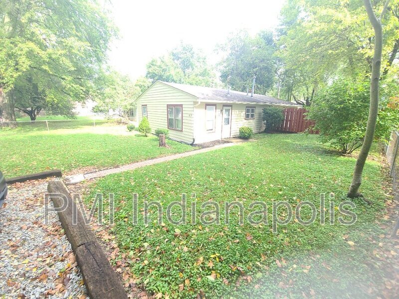 629 N Willow St, Ingalls, IN 46048 Condo for Rent in Ingalls, IN