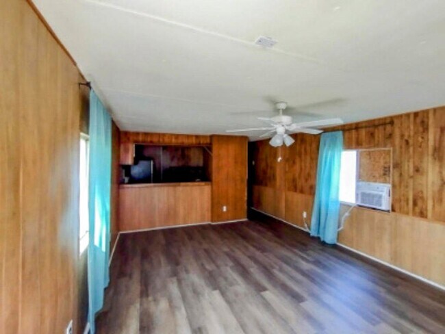 Foto del edificio - 115 Private Rd 3376G