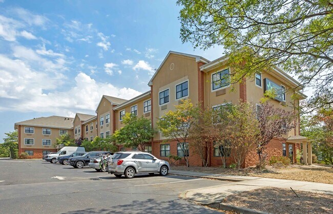 Foto del edificio - Furnished Studio-Long Island - Bethpage