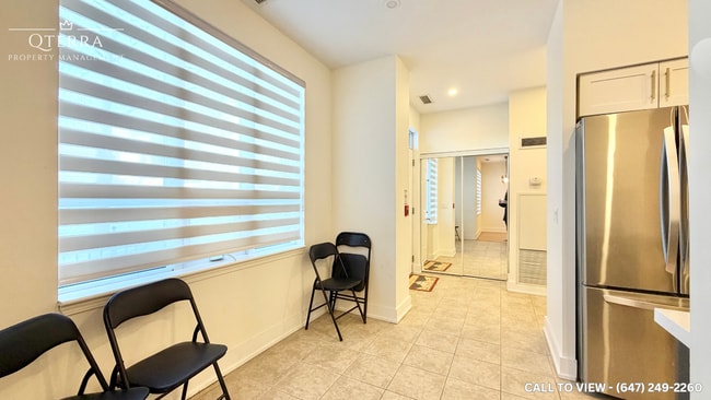 Building Photo - 388 Prince Of Wales Dr