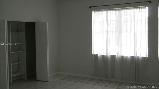 Building Photo - 6400 SW 63rd Ave