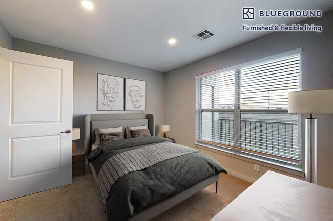 Building Photo - 79 Alexander St