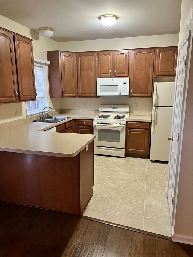 Foto del edificio - 813 Berne Ct