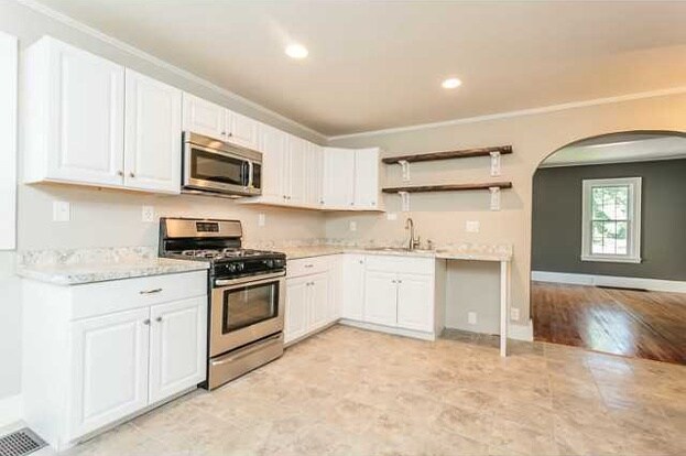 Kitchen into family room - 1309 Blossom Rd