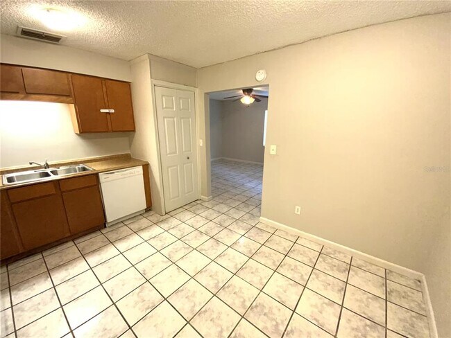 Foto del edificio - 2209 E 132nd Ave