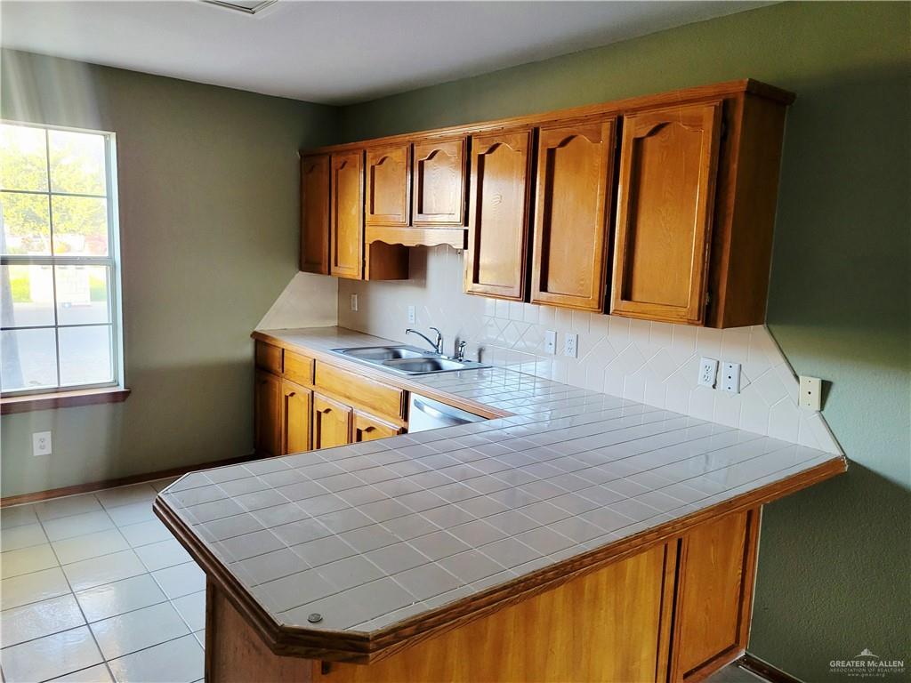 Foto del edificio - 4 Fairway Dr