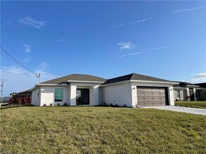 Building Photo - 517 NW 20th St Building Photo - 517 NW 20th St