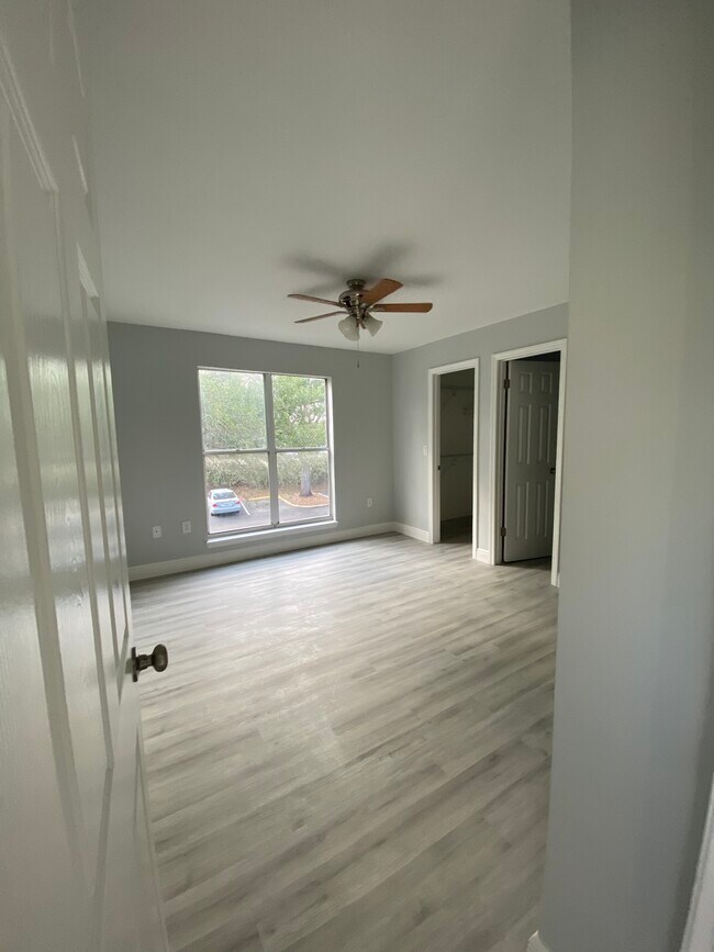 Foto del edificio - 10020 Strafford Oak Ct