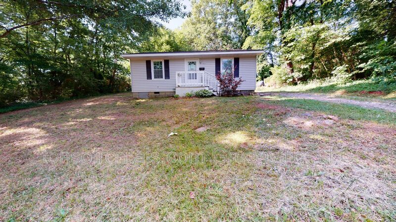 Primary Photo - 185 Home St