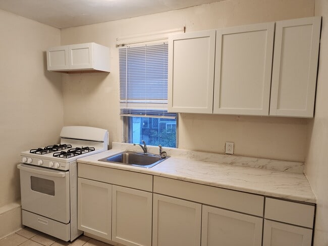 Foto del edificio - 2115 Stenton Ave