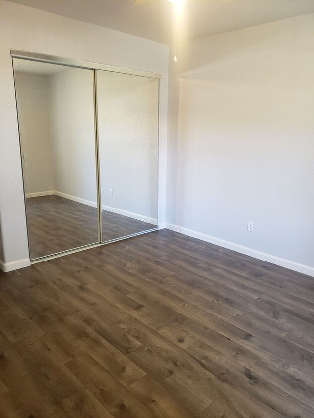 Building Photo - 230 Mission Newport Ln